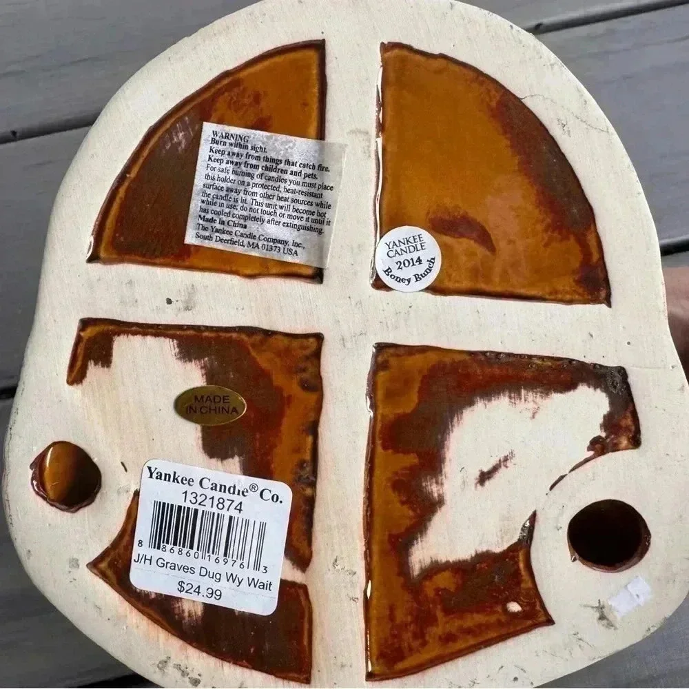 Yankee Candle Halloween Boney Bunch Graves Dug While You Wait Candle Holder 2014 - Picture 4 of 4